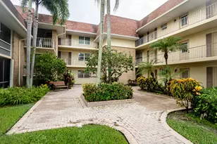 5570 Tamberlane Cir, Palm Beach Gardens, FL 33418 - Photo 1