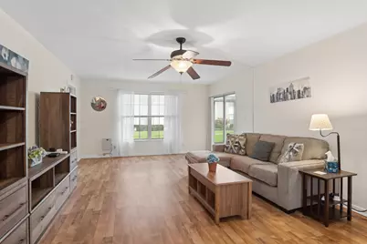 5570 Tamberlane Circle #130, Palm Beach Gardens, FL 33418 - Photo 7