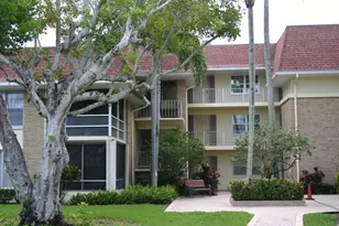 5570 Tamberlane Cir, Palm Beach Gardens, FL 33418 - Photo 1