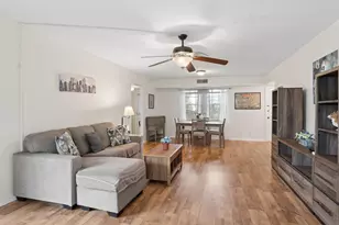 5570 Tamberlane Cir, Palm Beach Gardens, FL 33418 - Photo 5