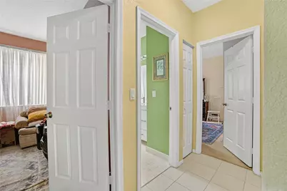 5374 NW 57th Avenue, Coral Springs, FL 33067 - Photo 15