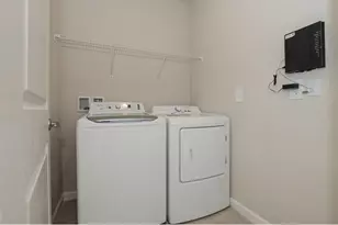 9611 SW Libertas Wy, Port Saint Lucie, FL 34987 - Photo 9