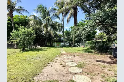 6885 SW 16th Court, North Lauderdale, FL 33068 - Photo 5