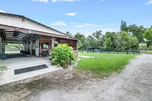 14536 N Rd, Loxahatchee Groves, FL 33470 - Photo 23