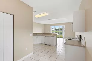 1412 NE 40th Ave, Homestead, FL 33033 - Photo 17