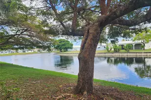 7630 Westwood Dr, Tamarac, FL 33321 - Photo 5