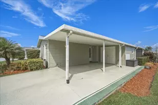8475 Filifera Ct, Port Saint Lucie, FL 34952 - Photo 5