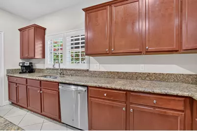 27 NW Hawthorne Place, Boca Raton, FL 33432 - Photo 23