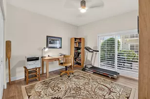 27 NW Hawthorne Pl, Boca Raton, FL 33432 - Photo 7