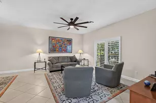 27 NW Hawthorne Pl, Boca Raton, FL 33432 - Photo 15