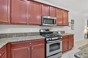 27 NW Hawthorne Pl, Boca Raton, FL 33432 - Photo 23