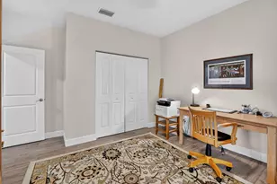 27 NW Hawthorne Pl, Boca Raton, FL 33432 - Photo 7