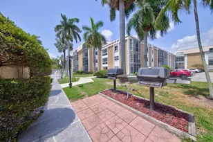 3010 NE 16th Ave, Oakland Park, FL 33334 - Photo 35