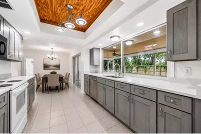 31 W Coconut Drive, Lake Worth, FL 33467 - Photo 13