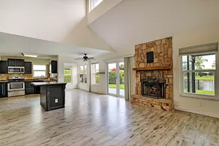 3570 Woods Walk Blvd, Lake Worth, FL 33467 - Photo 17