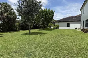 4426 Buena Tara Dr, West Palm Beach, FL 33413 - Photo 7