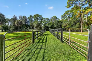 2602 SW 64th Ct, Palm City, FL 34990 - Photo 37