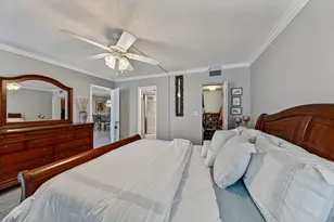 4800 Bayview Dr, Fort Lauderdale, FL 33308 - Photo 9