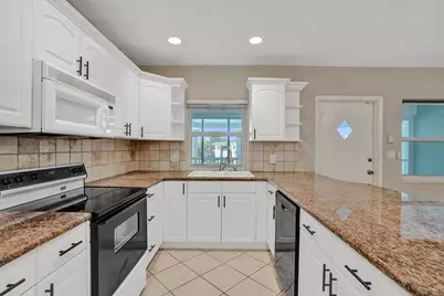 2734 NE 27th Court #17, Lighthouse Point, FL 33064 - Photo 25