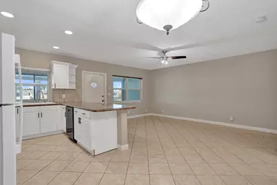2734 NE 27th Court #17, Lighthouse Point, FL 33064 - Photo 21