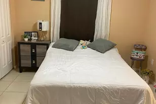 8752 NW 107 Terrace, Hialeah Gardens, FL 33018 - Photo 17