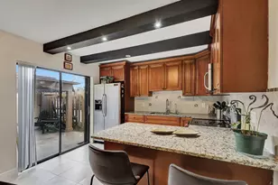 99 Lake Arbor Dr, Palm Springs, FL 33461 - Photo 9