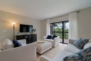 11355 Pond View Dr, Wellington, FL 33414 - Photo 7