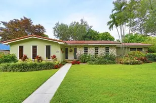 7850 SW 160th St, Palmetto Bay, FL 33157 - Photo 1