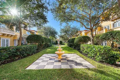 210 NE 69th Circle, Boca Raton, FL 33487 - Photo 3