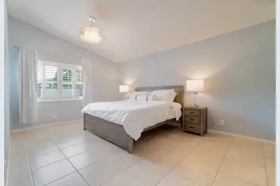 13335 Bedford Mews Court, Wellington, FL 33414 - Photo 9