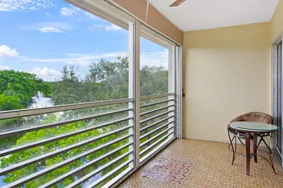 2101 Lucaya Bend #D4, Coconut Creek, FL 33066 - Photo 5