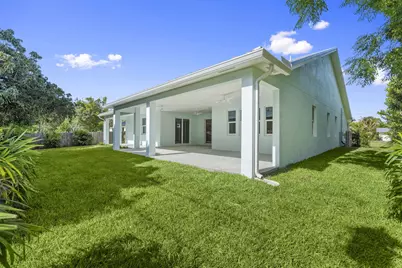 516 SE Alamanda Way, Stuart, FL 34996 - Photo 5