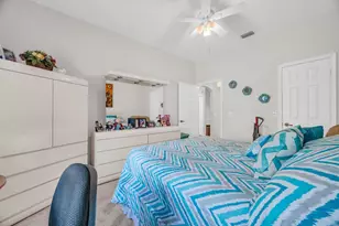 533 NW Portofino Ln, Port Saint Lucie, FL 34986 - Photo 23