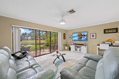 4352 Carambola Circle N, Coconut Creek, FL 33066 - Photo 11