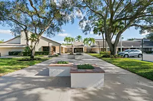 4352 Carambola Cir N, Coconut Creek, FL 33066 - Photo 29