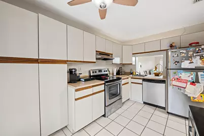 4352 Carambola Circle N, Coconut Creek, FL 33066 - Photo 9