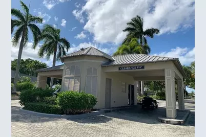 26 Royal Palm Way #302, Boca Raton, FL 33432 - Photo 3