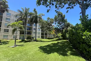 26 Royal Palm Way, Boca Raton, FL 33432 - Photo 5