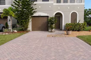 5021 NW Coventry Cir, Port Saint Lucie, FL 34986 - Photo 9