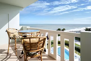 4049 Ocean Dr, Vero Beach, FL 32963 - Photo 23