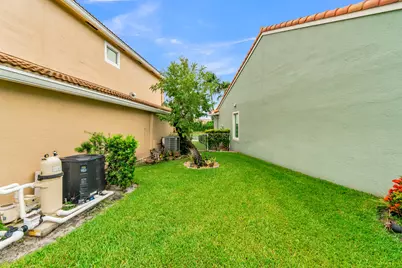 23486 Torre Circle, Boca Raton, FL 33433 - Photo 45
