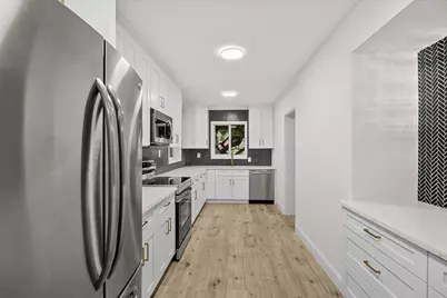 800 SE 13th Court, Deerfield Beach, FL 33441 - Photo 15
