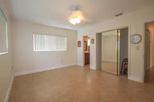 98 Seminole Ln, Boca Raton, FL 33487 - Photo 7