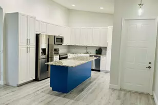 8601 Mangrove Cay, West Palm Beach, FL 33411 - Photo 13