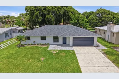 1124 Club Drive, Fort Pierce, FL 34982 - Photo 3