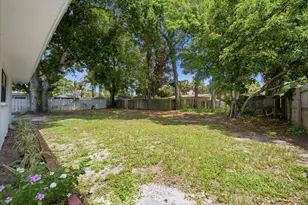 1124 Club Dr, Fort Pierce, FL 34982 - Photo 39