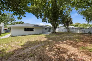 1124 Club Dr, Fort Pierce, FL 34982 - Photo 37