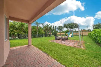149 Bellezza Terrace, Royal Palm Beach, FL 33411 - Photo 9
