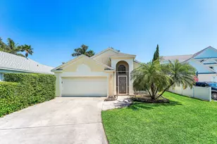 29 Swallow Dr, Boynton Beach, FL 33436 - Photo 1