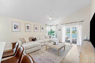 29 Swallow Dr, Boynton Beach, FL 33436 - Photo 11